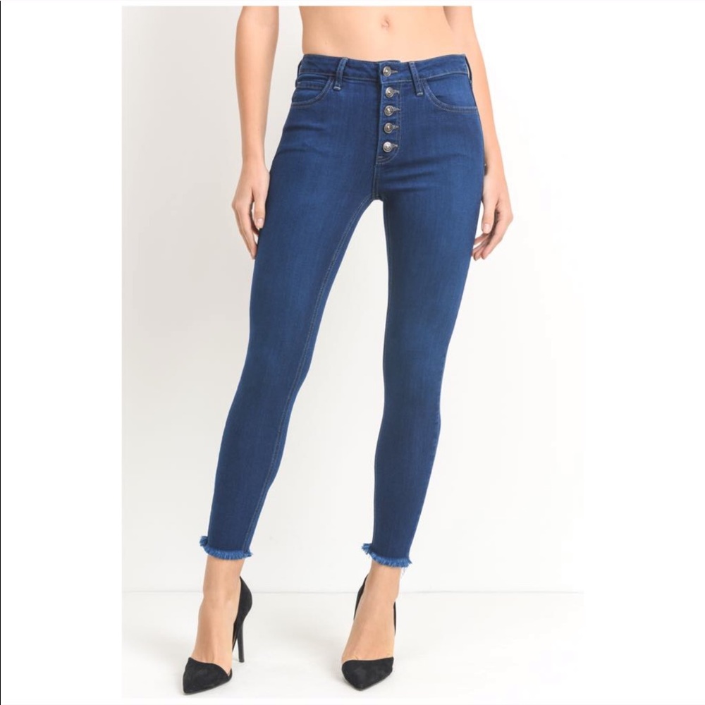 NWT Button Up Mid Rise denim